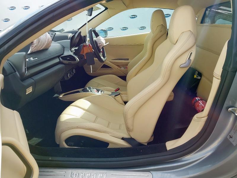 2011 FERRARI 458 ITALIA