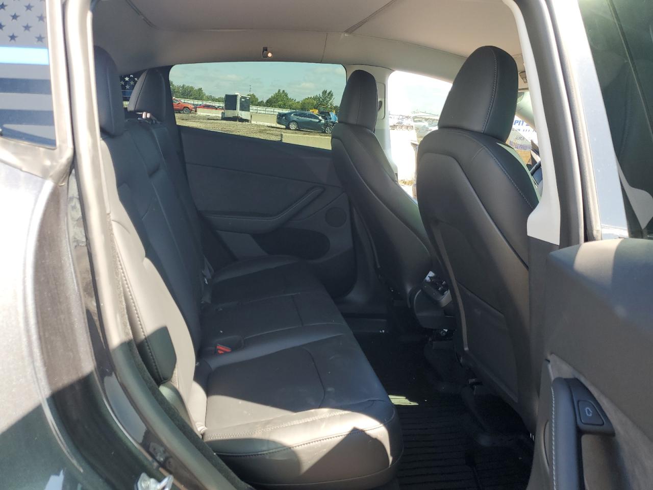 2024 Tesla Model Y VIN: 7SAYGDEE8RA226506 Lot: 70717335