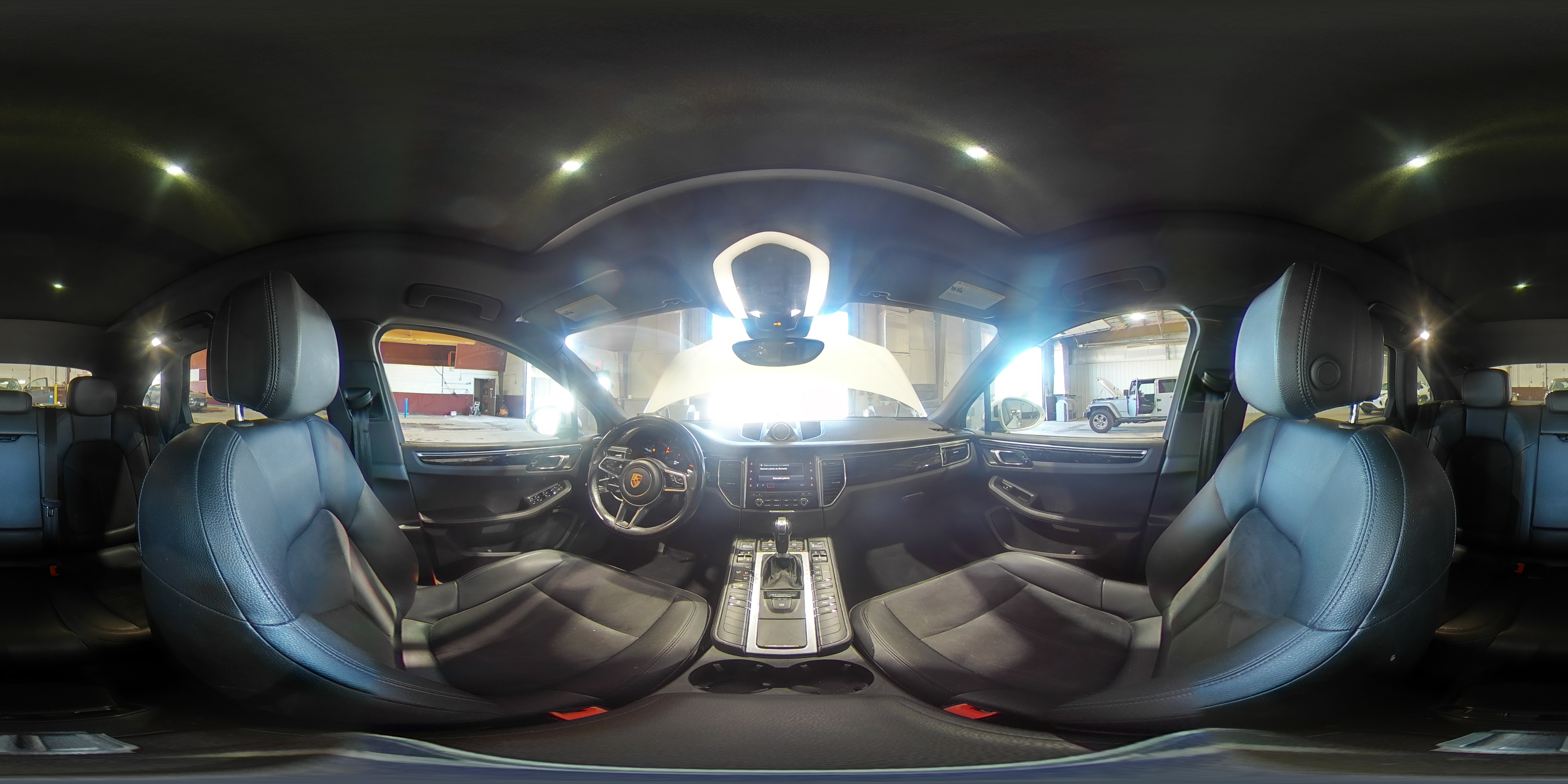 2018 Porsche Macan VIN: WP1AA2A50JLB19527 Lot: 70514475
