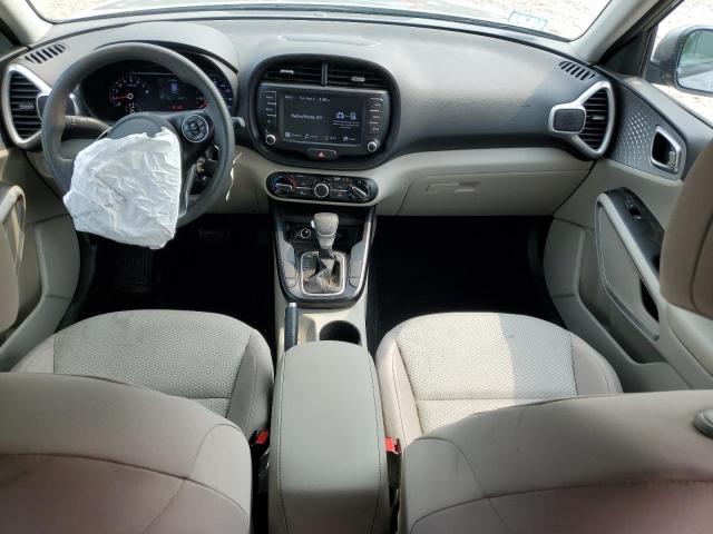  KIA SOUL 2022 Серебристый