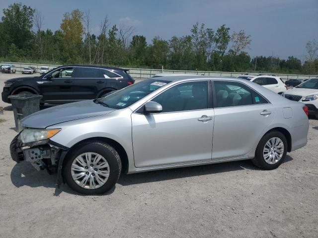  TOYOTA CAMRY 2012 Srebrny