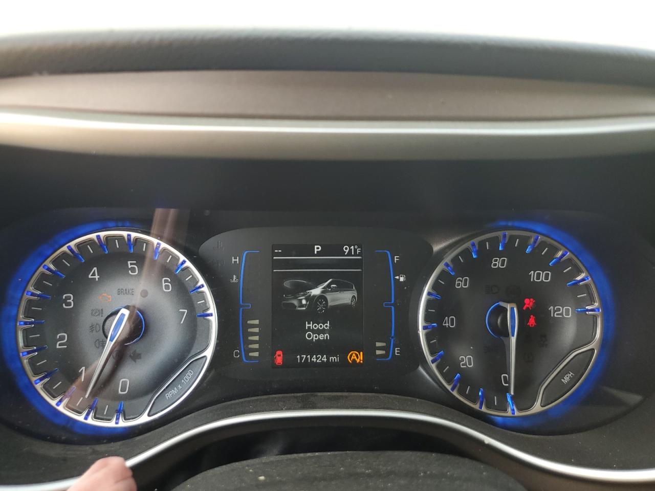 2018 Chrysler Pacifica Touring L VIN: 2C4RC1BG6JR119595 Lot: 68509285