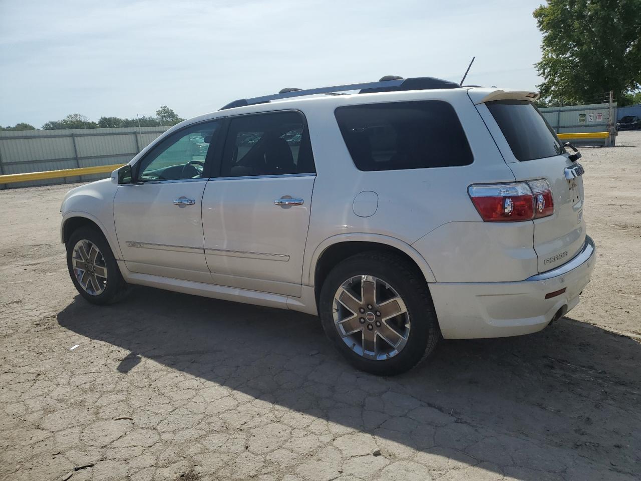 2011 GMC Acadia Denali VIN: 1GKKRTED7BJ256987 Lot: 70142255