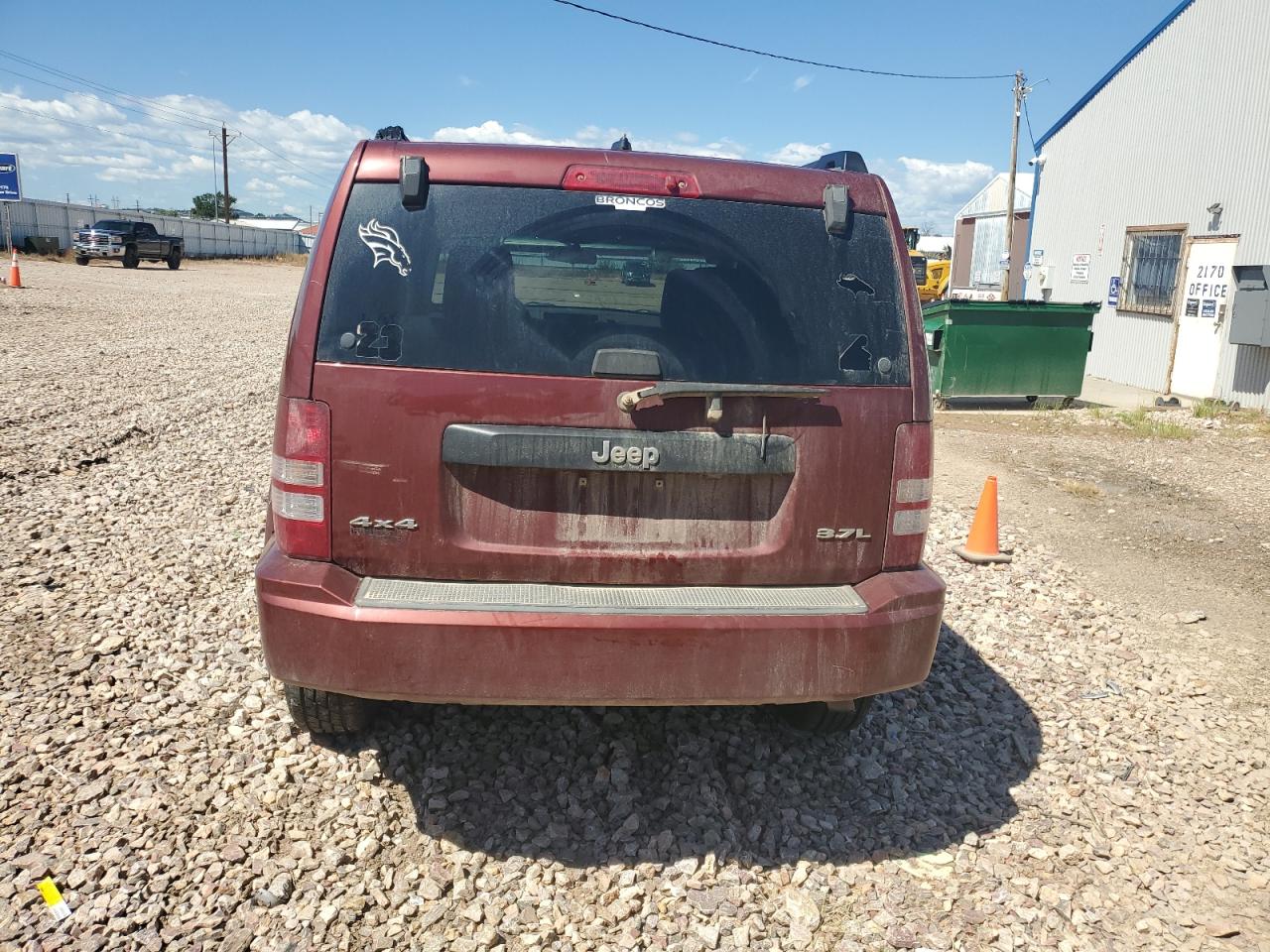2008 Jeep Liberty Sport VIN: 1J8GN28K98W106725 Lot: 68587575
