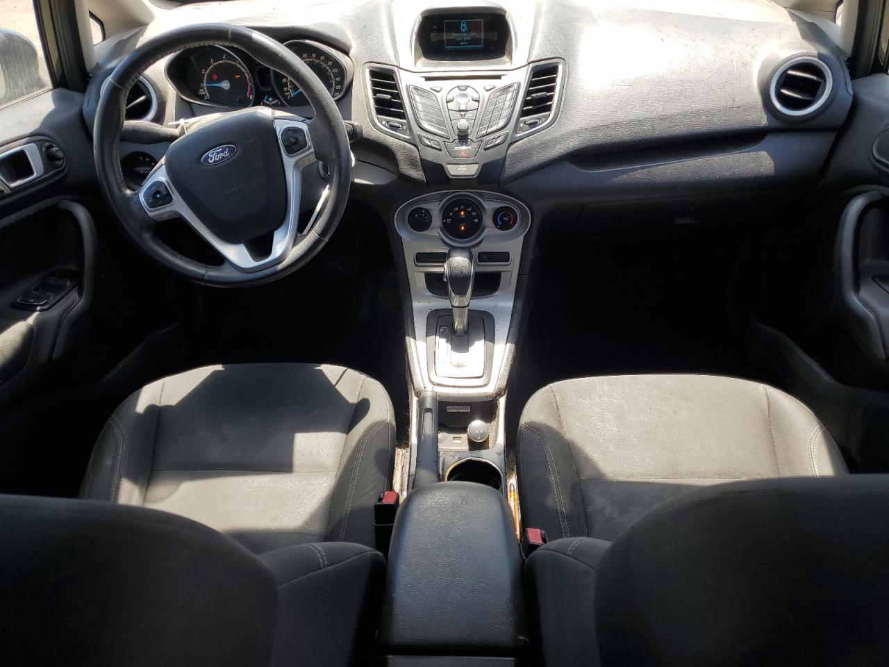 3FADP4EJ0GM130721 2016 Ford Fiesta Se