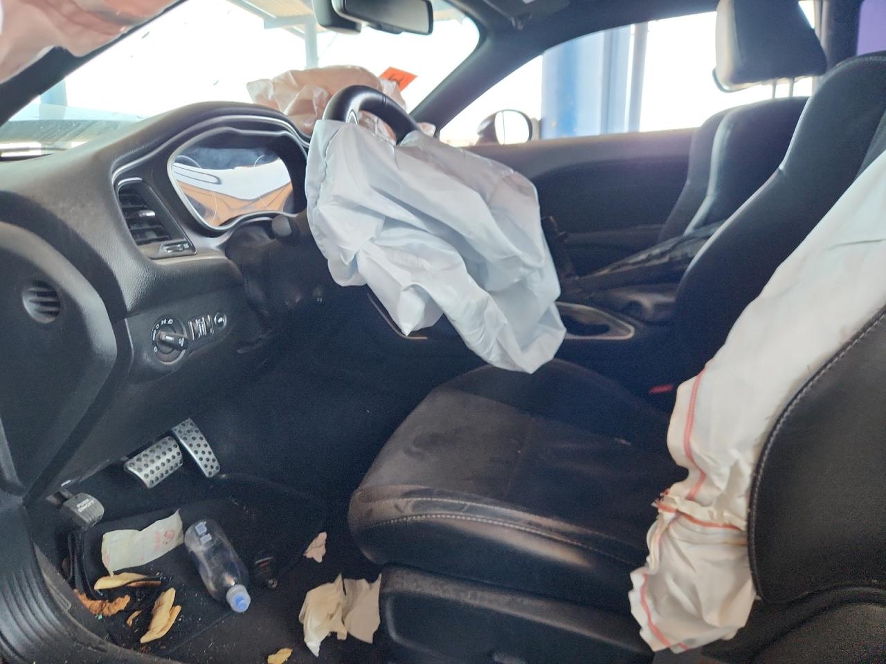 2016 Dodge Challenger R/T Scat Pack VIN: 2C3CDZFJ5GH290980 Lot: 69693165