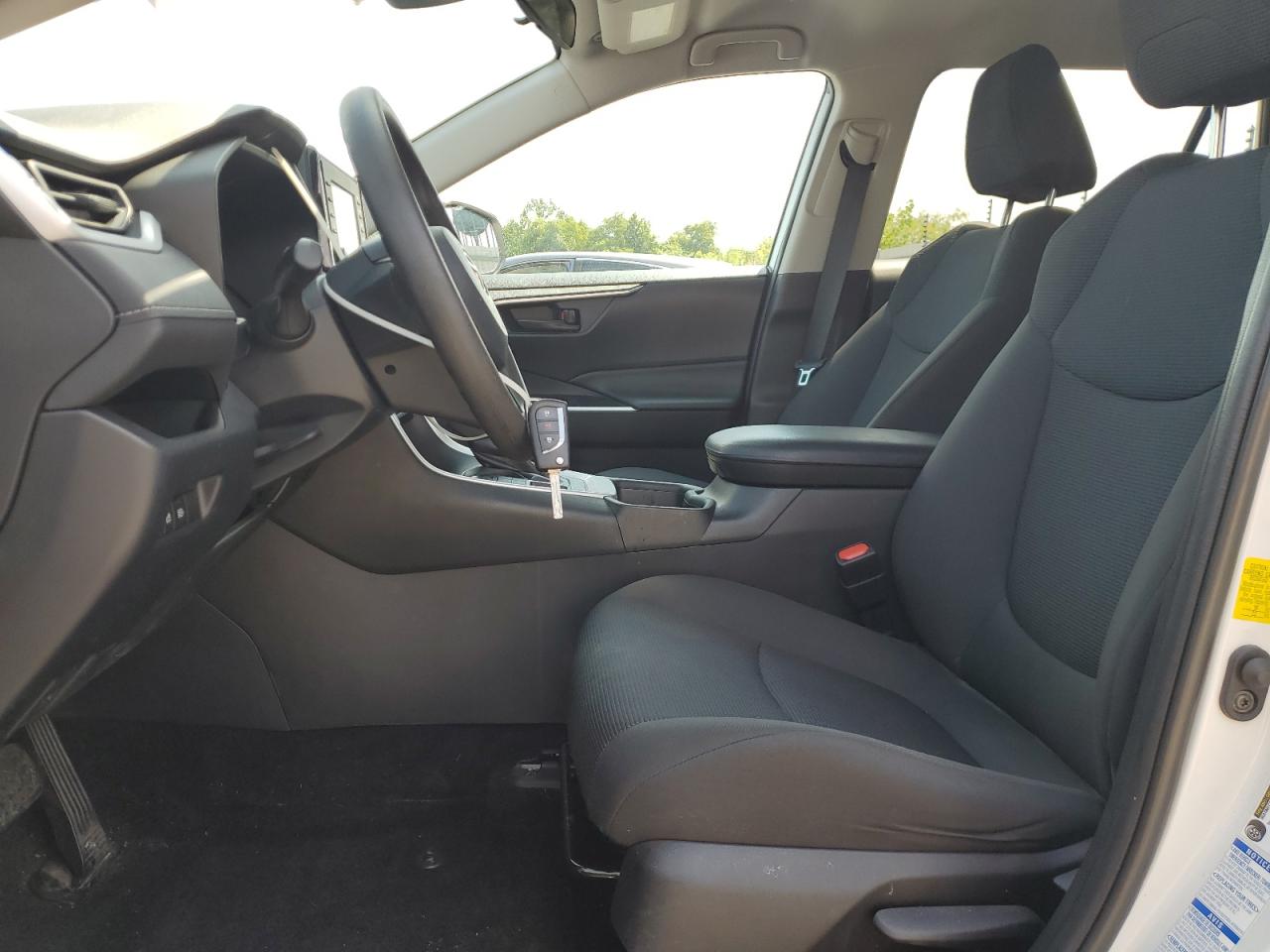 2020 Toyota Rav4 Le VIN: 2T3F1RFV7LC085497 Lot: 68978045