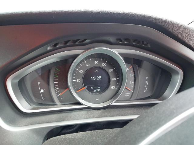 2014 VOLVO V40 CROSS COUNTRY LUX D2 