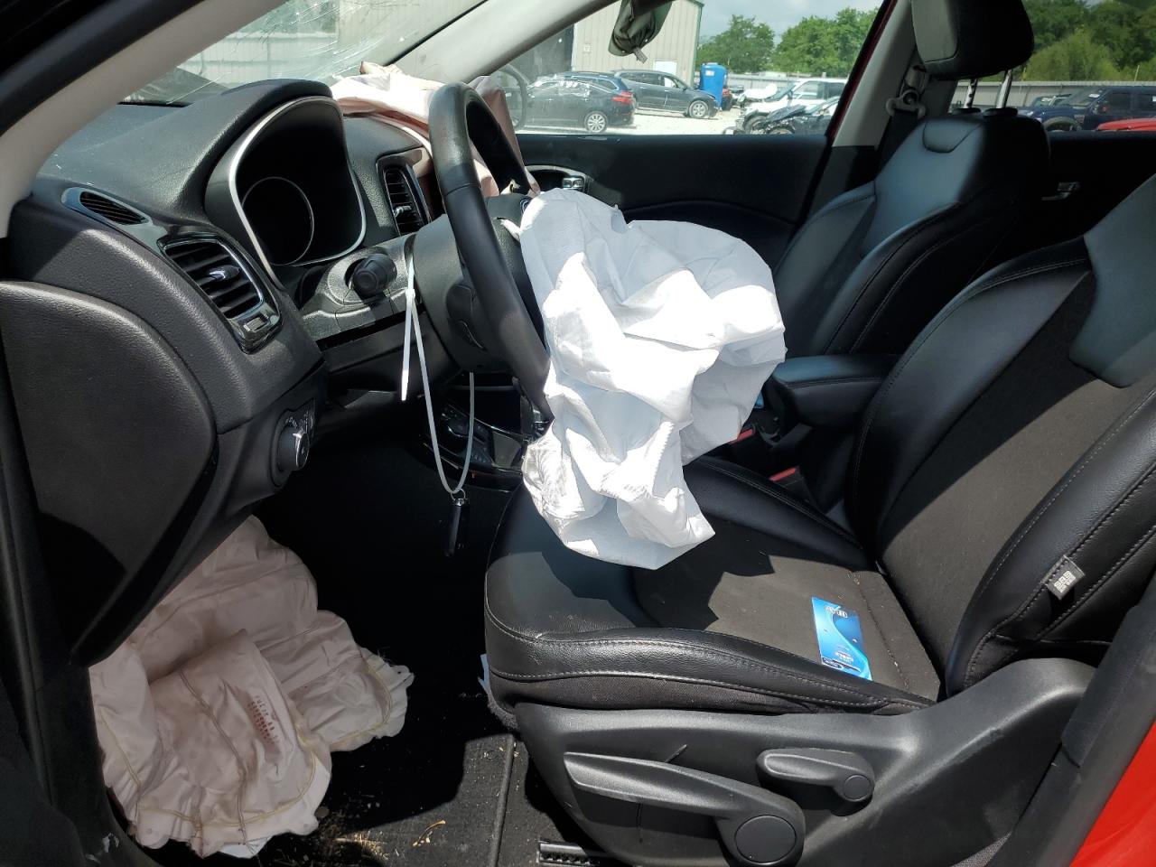 2021 Jeep Compass Latitude VIN: 3C4NJDBB0MT525948 Lot: 70083405