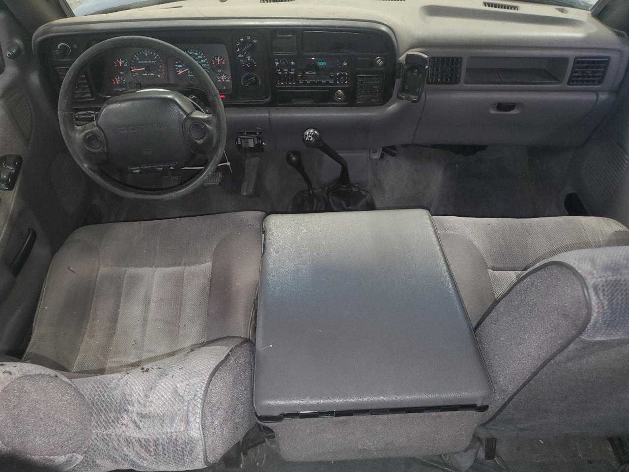 1996 Dodge Ram 2500 VIN: 1B7KF23W2TJ118875 Lot: 67777065