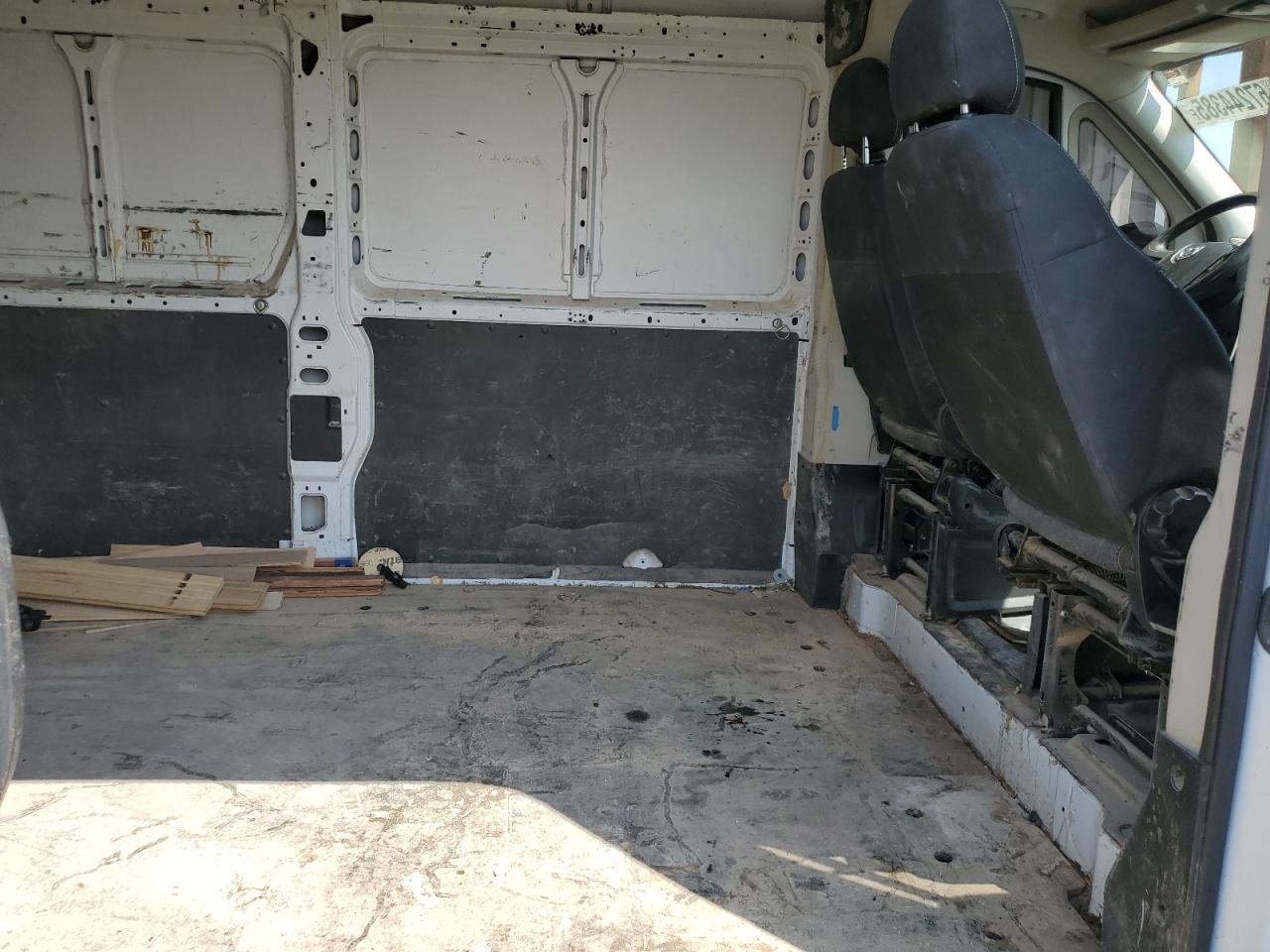 2014 Ram Promaster 2500 2500 High VIN: 3C6TRVDG3EE118380 Lot: 67244385