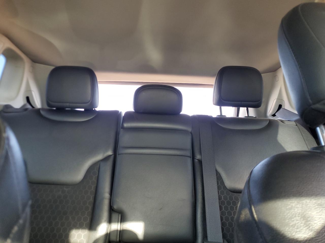 2018 Jeep Compass Latitude VIN: 3C4NJCBB0JT374406 Lot: 69986195