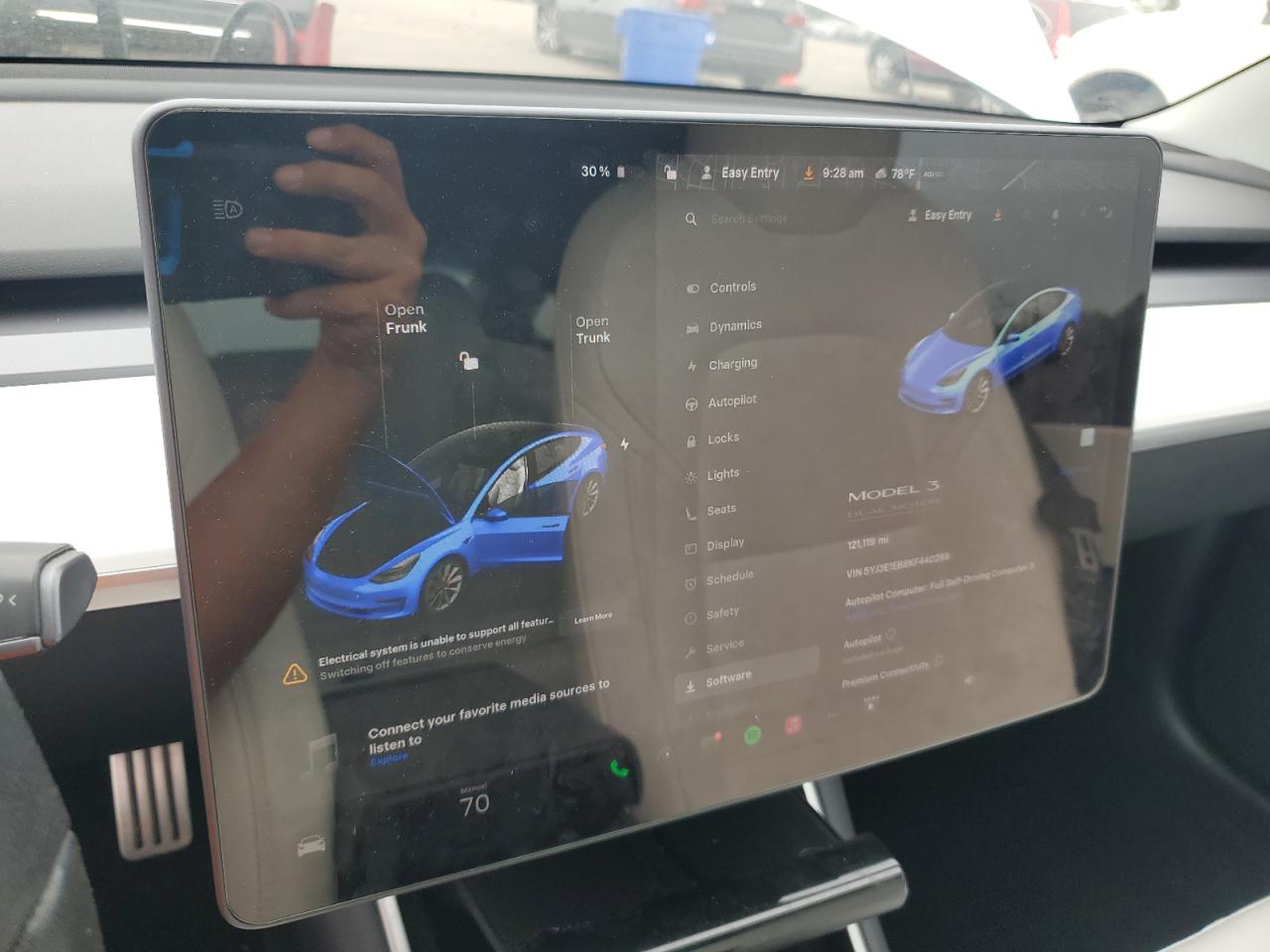 2019 Tesla Model 3 VIN: 5YJ3E1EB8KF440289 Lot: 68520135