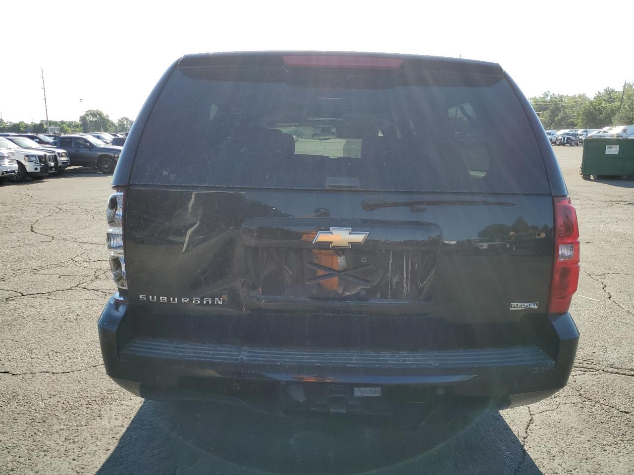 2008 Chevrolet Suburban K1500 Ls VIN: 3GNFK16388G198756 Lot: 71274315