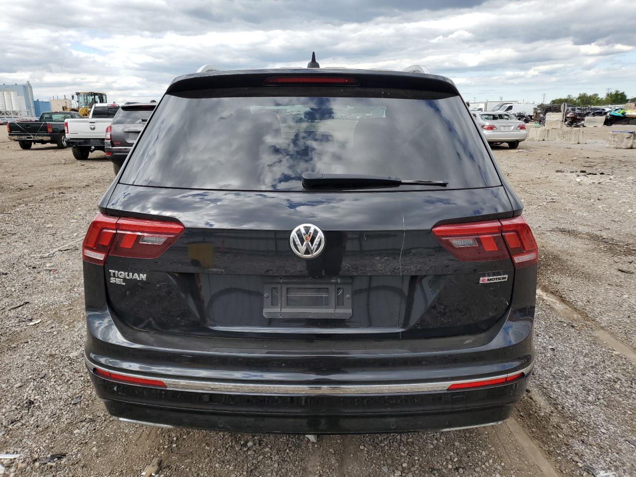 2020 Volkswagen Tiguan Sel Premium R-Line VIN: 3VV4B7AX2LM140554 Lot: 70455595