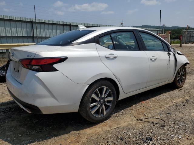  NISSAN VERSA 2021 Biały