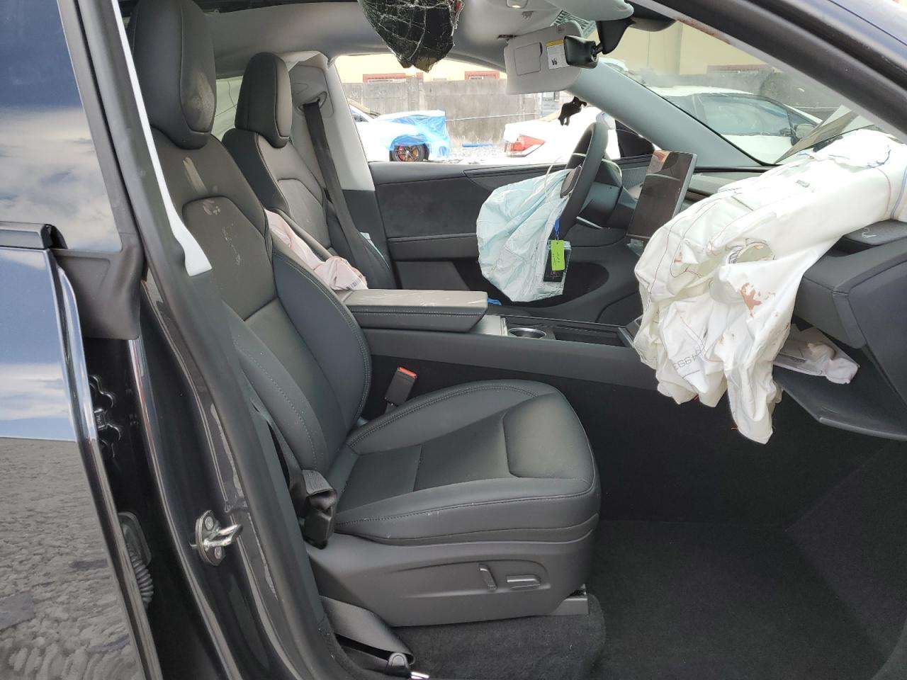 2026 Tesla Model Y VIN: 7SAYGDEE9TA407086 Lot: 70633355