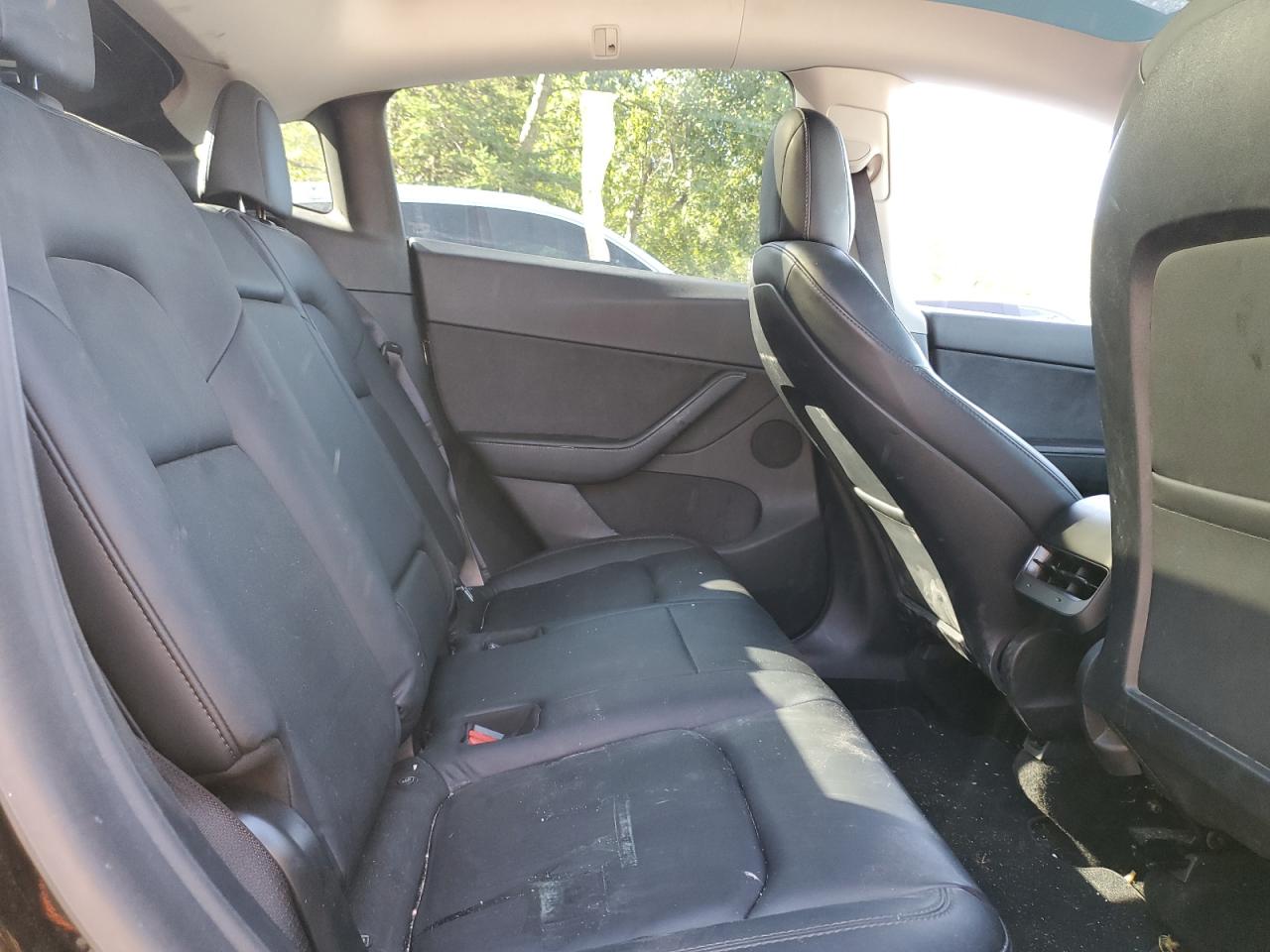 2020 Tesla Model Y VIN: 5YJYGDEE0LF044516 Lot: 70094295