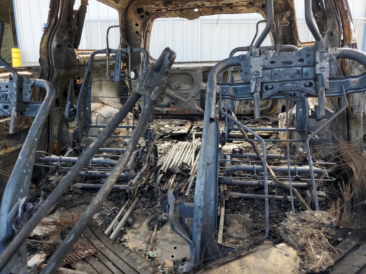 2011 Toyota Sienna VIN: 5TDZK3DC2BS043780 Lot: 68895105