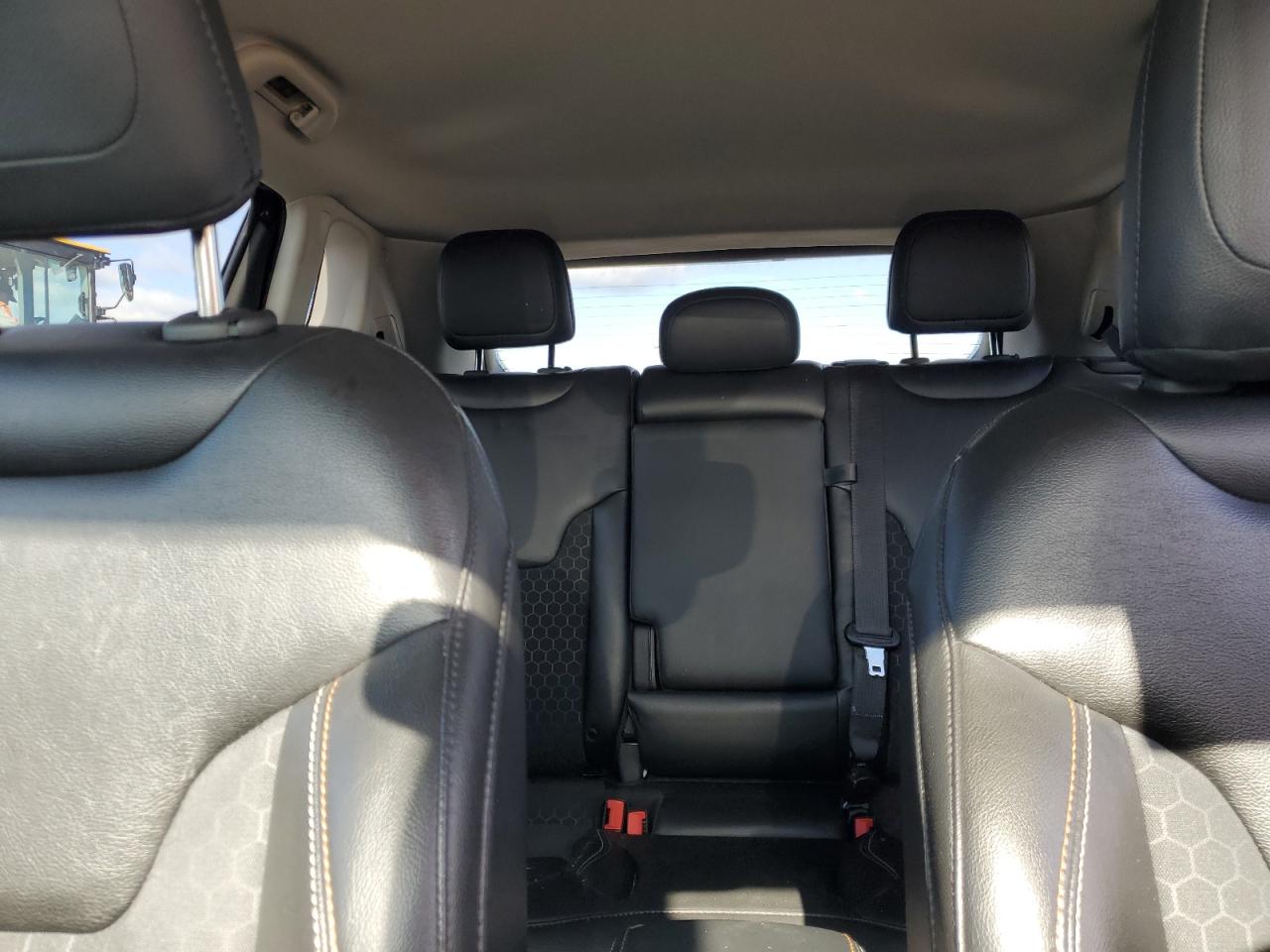 2019 Jeep Compass Latitude VIN: 3C4NJDBB5KT674790 Lot: 69568045