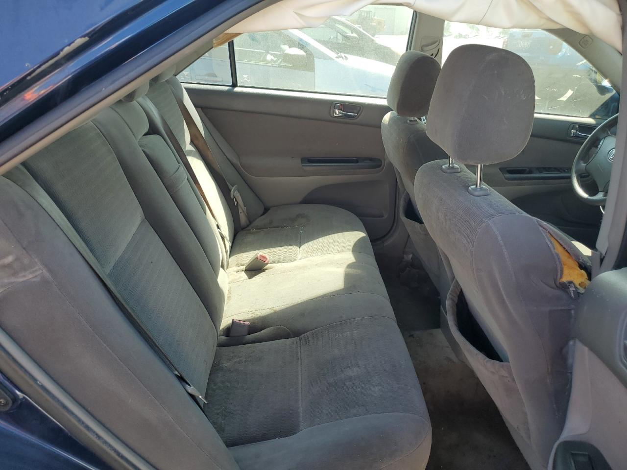 2005 Toyota Camry Le VIN: 4T1BF30K75U105429 Lot: 66518075