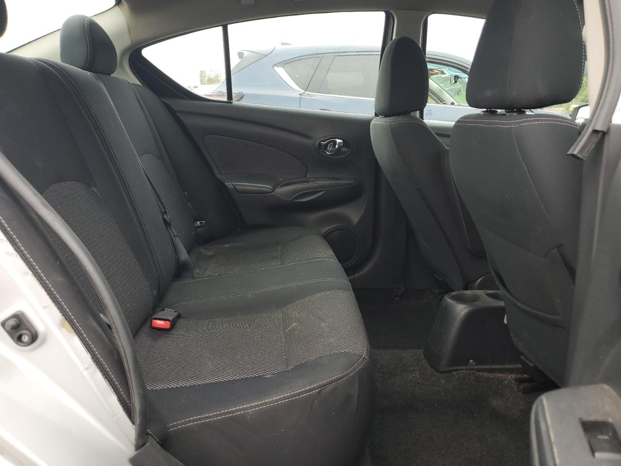 2016 Nissan Versa S VIN: 3N1CN7AP1GL887997 Lot: 69397055