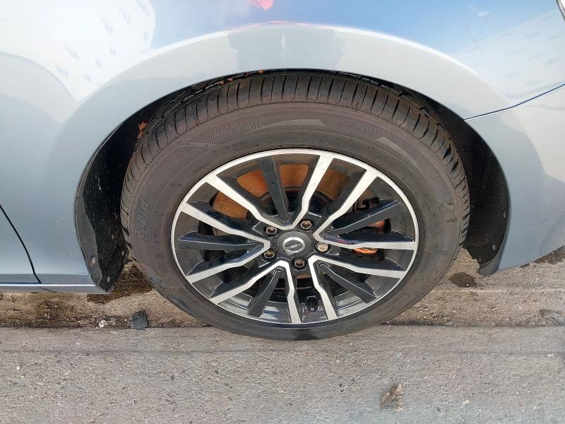 2018 VOLVO V40 MOMENTUM NAV + D4 