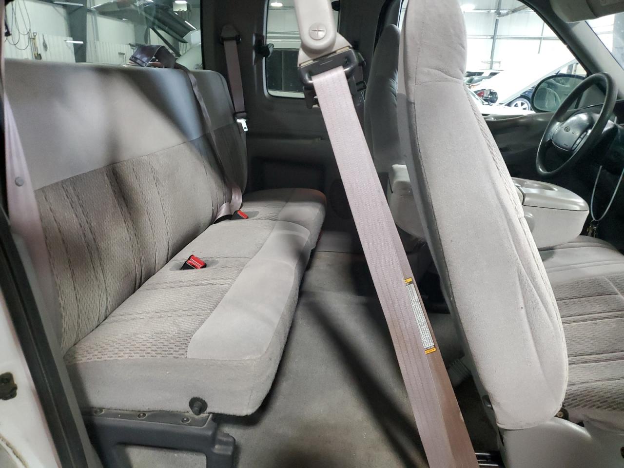 1998 Ford F150 VIN: 1FTZX18WXWKA31593 Lot: 70848065