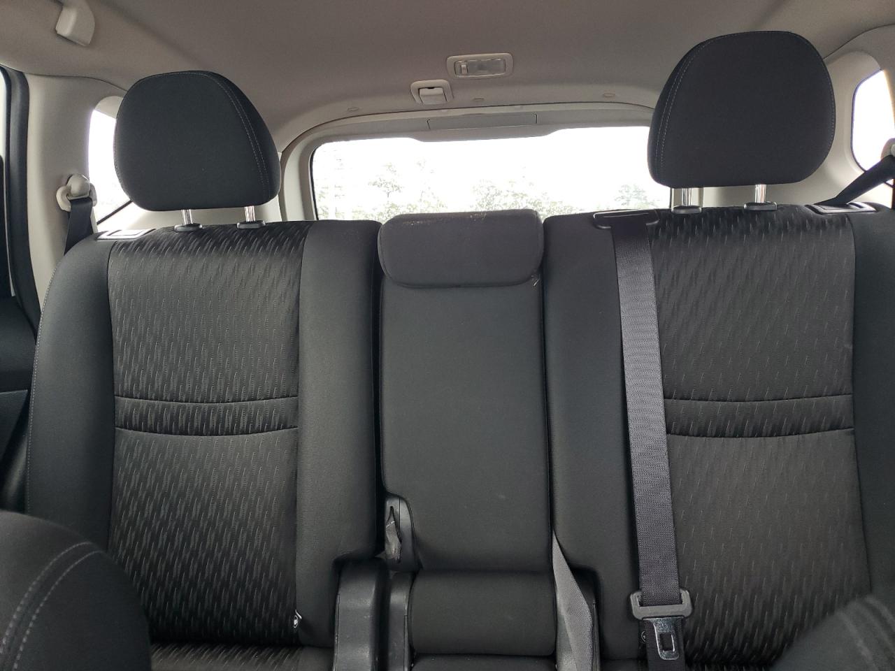 2018 Nissan Rogue S VIN: KNMAT2MT3JP553469 Lot: 71181605