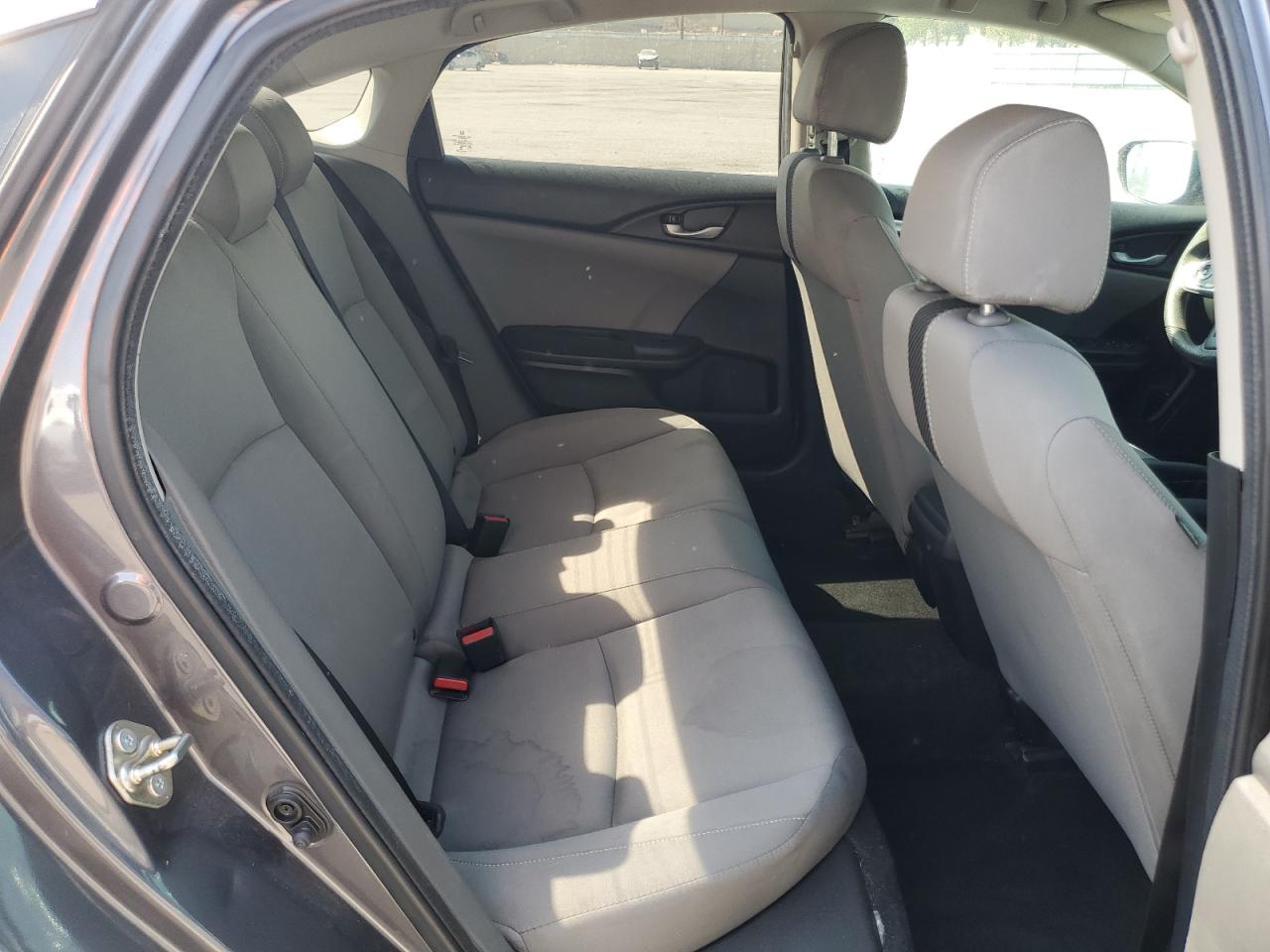 2016 Honda Civic Lx VIN: 2HGFC2F52GH545656 Lot: 67752945