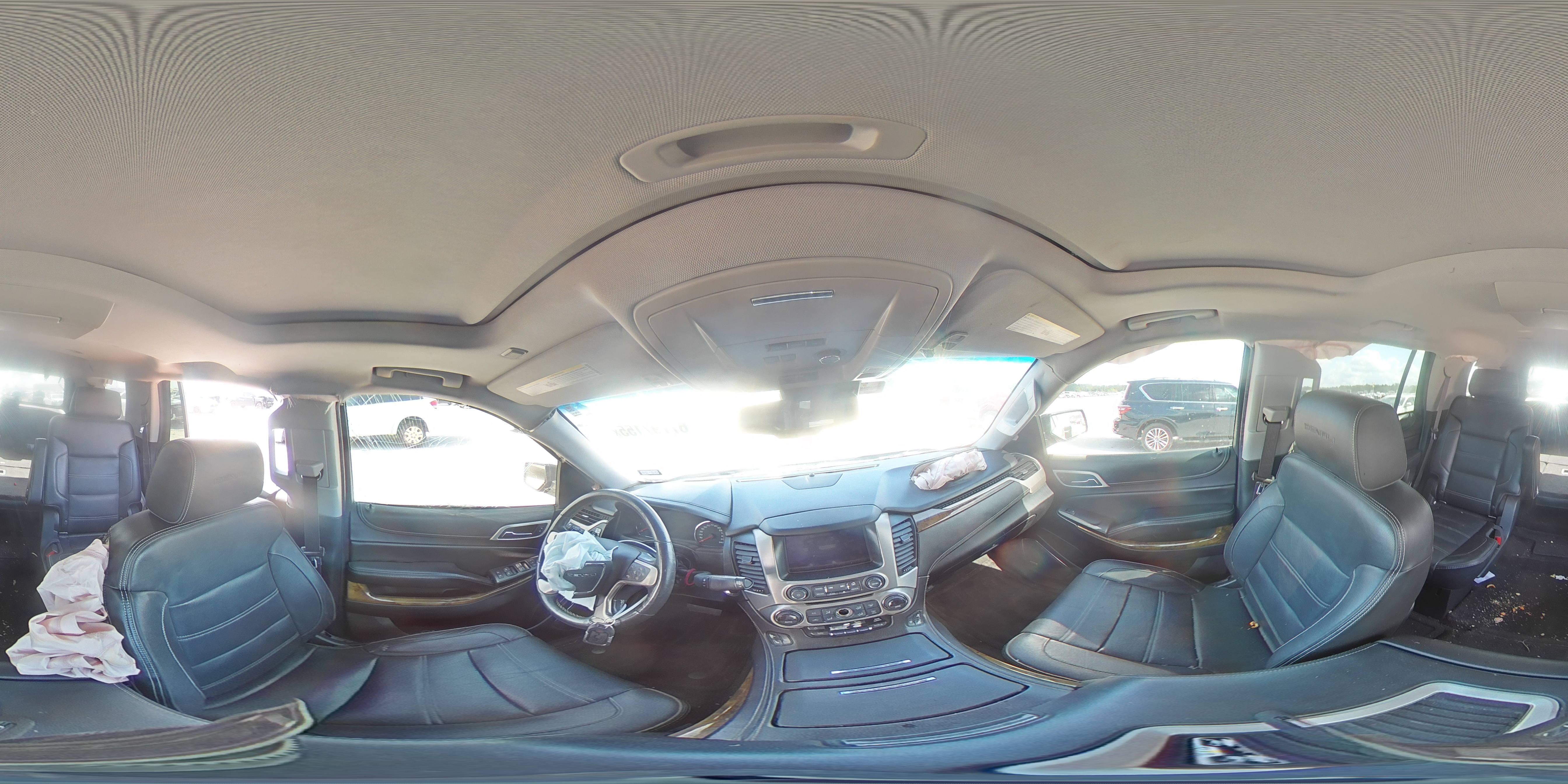 2016 GMC Yukon Denali VIN: 1GKS2CKJ8GR330747 Lot: 67797155