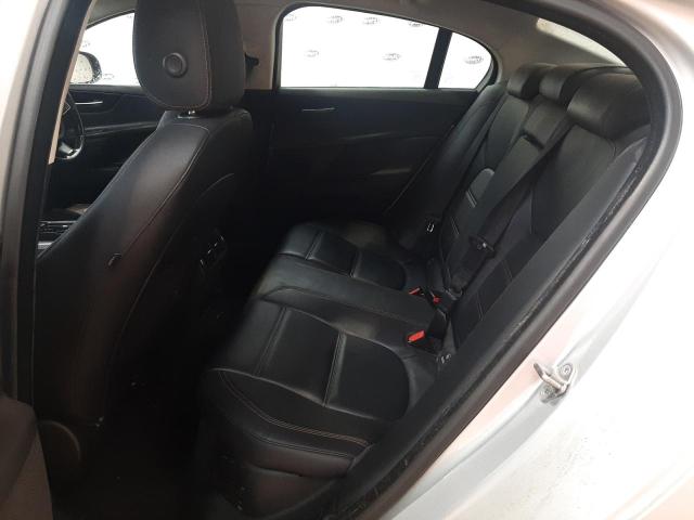 2015 JAGUAR XE PRESTIG