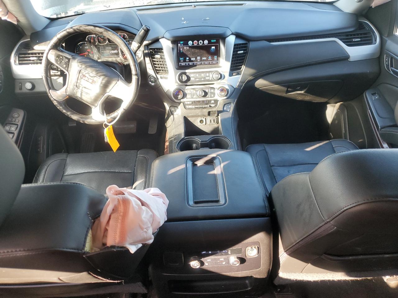 2018 GMC Yukon Xl C1500 Slt VIN: 1GKS1GKC0JR317512 Lot: 68146525