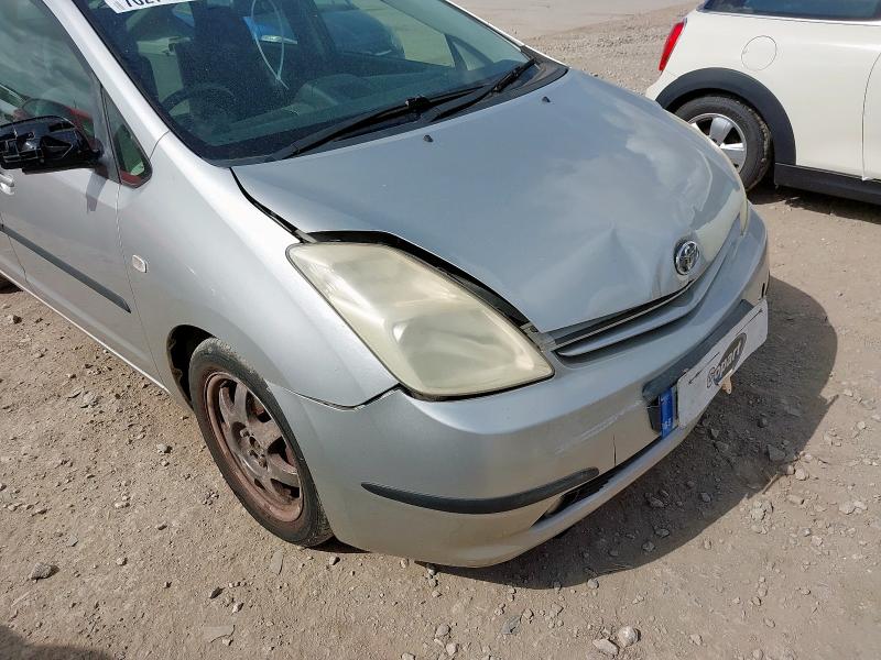 2005 TOYOTA PRIUS T4