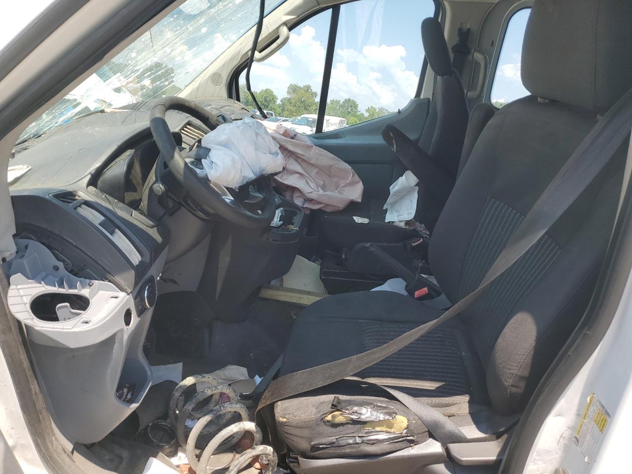 2017 Ford Transit T-250 VIN: 1FTYR1ZM7HKB00133 Lot: 68492955