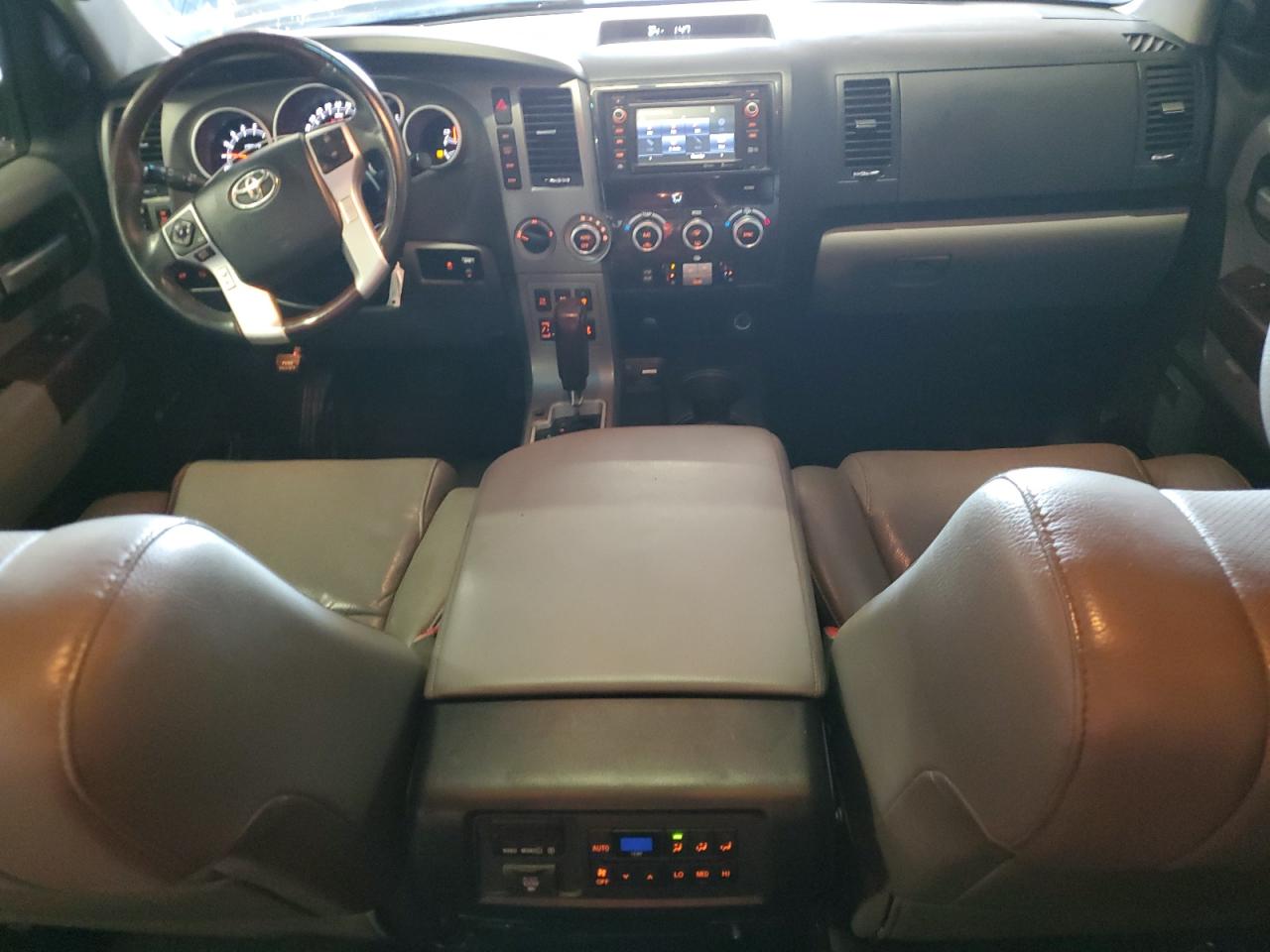 2015 Toyota Sequoia Platinum VIN: 5TDDW5G12FS125857 Lot: 70551305
