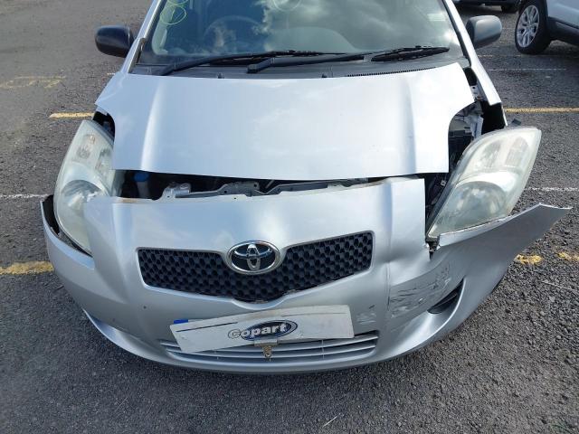 2006 TOYOTA YARIS T2