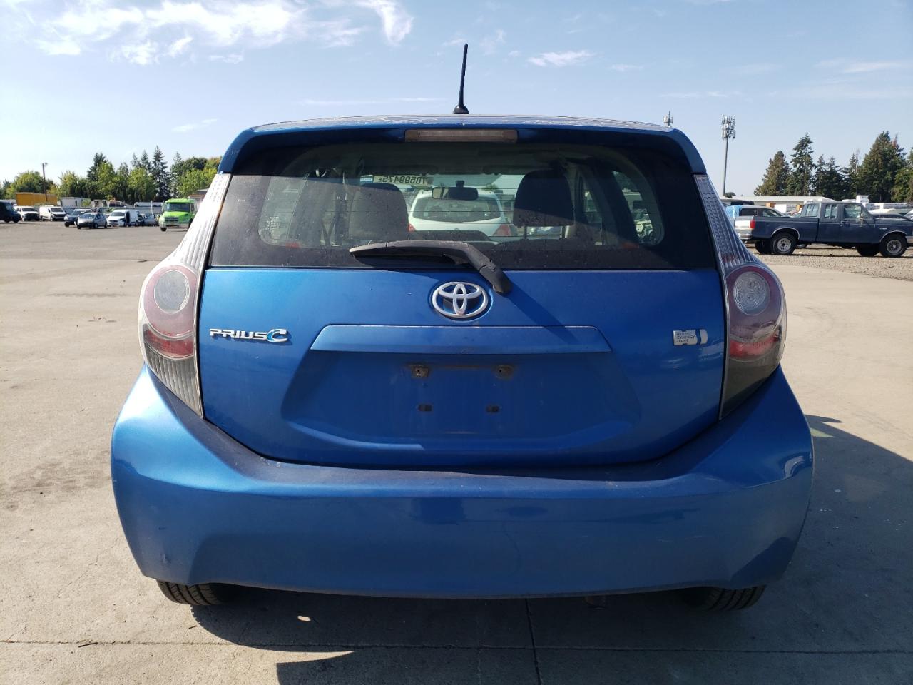 2012 Toyota Prius C VIN: JTDKDTB39C1007386 Lot: 70599475