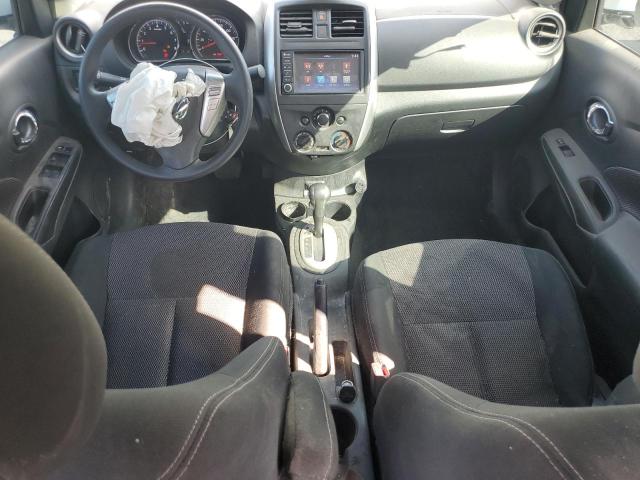  NISSAN VERSA 2018 Biały