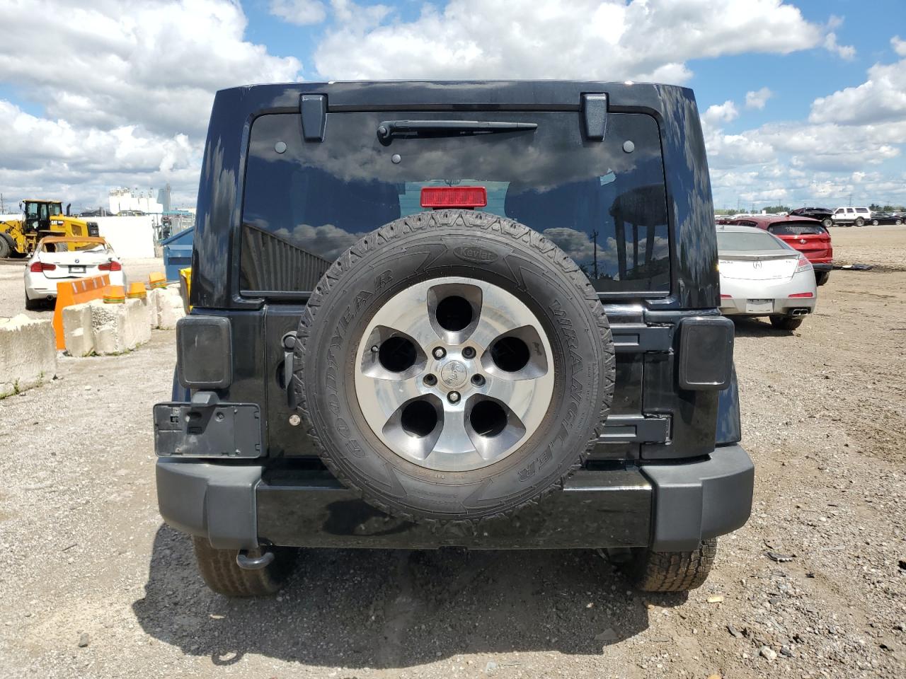 2017 Jeep Wrangler Unlimited Sahara VIN: 1C4HJWEG7HL614577 Lot: 70100765