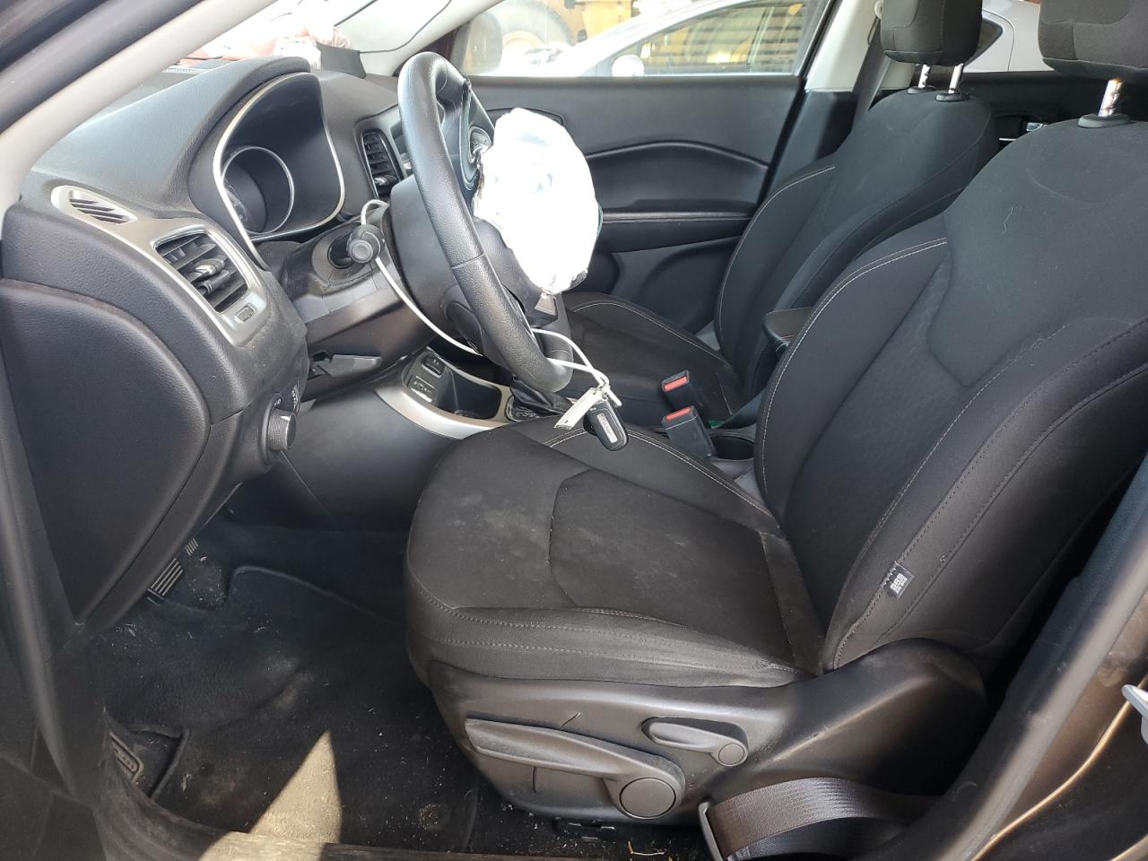 2021 Jeep Compass Sport VIN: 3C4NJCAB3MT603831 Lot: 69988425