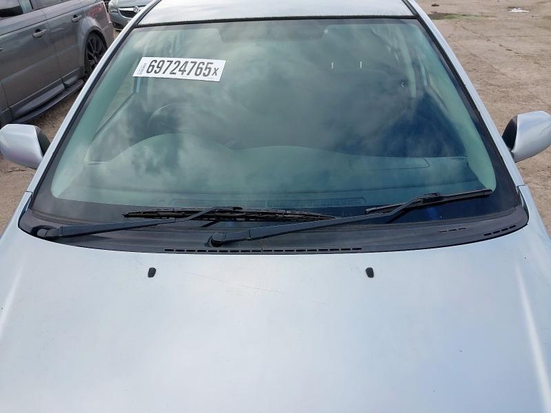 2005 TOYOTA COROLLA T2