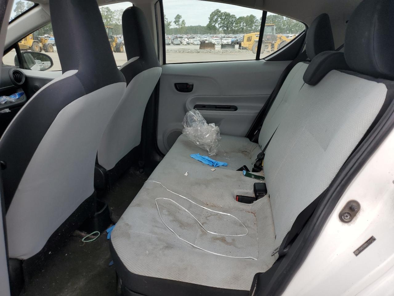 2012 Toyota Prius C VIN: JTDKDTB35C1526578 Lot: 70202565