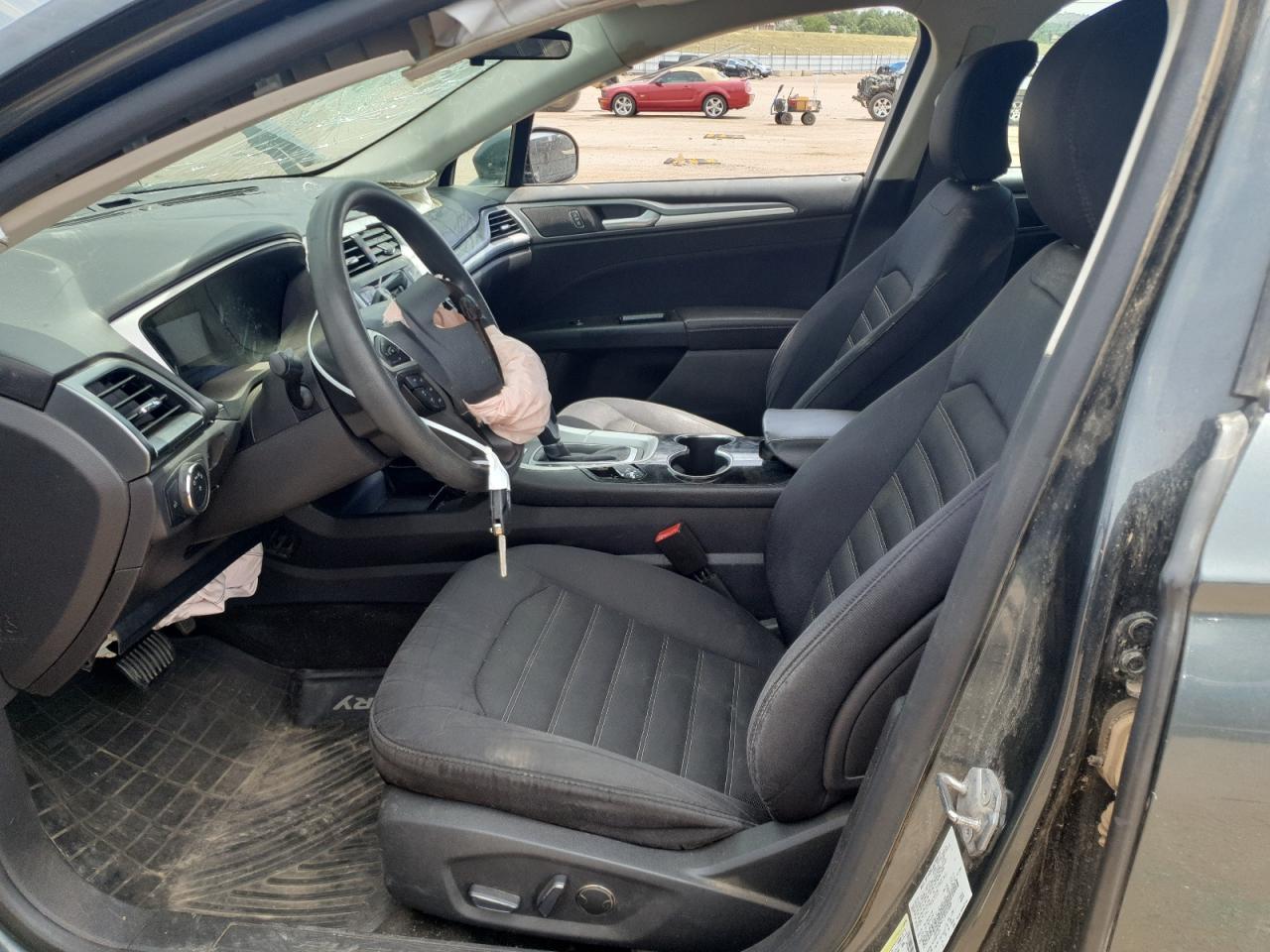 2015 Ford Fusion Se VIN: 3FA6P0H72FR251849 Lot: 68019895