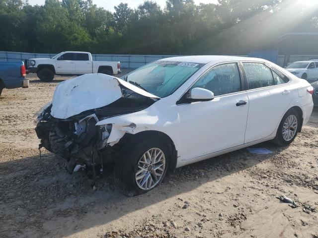  TOYOTA CAMRY 2017 Biały