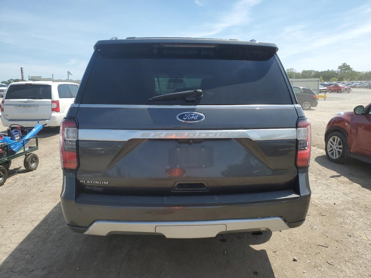 2018 Ford Expedition Platinum VIN: 1FMJU1MT4JEA00991 Lot: 70340255