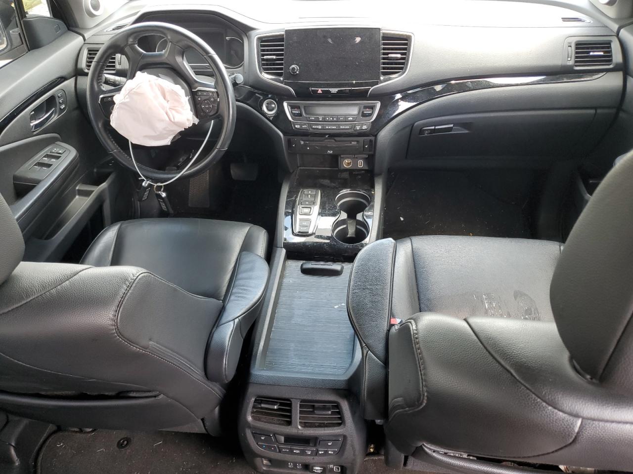 2022 Honda Pilot Touring VIN: 5FNYF6H99NB016083 Lot: 70451585