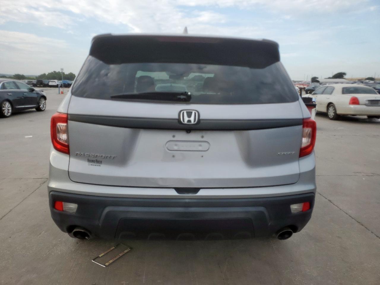 2019 Honda Passport Sport VIN: 5FNYF7H24KB009207 Lot: 66882725