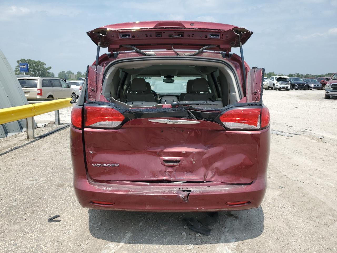 2021 Chrysler Voyager Lxi VIN: 2C4RC1DG8MR530529 Lot: 67224375