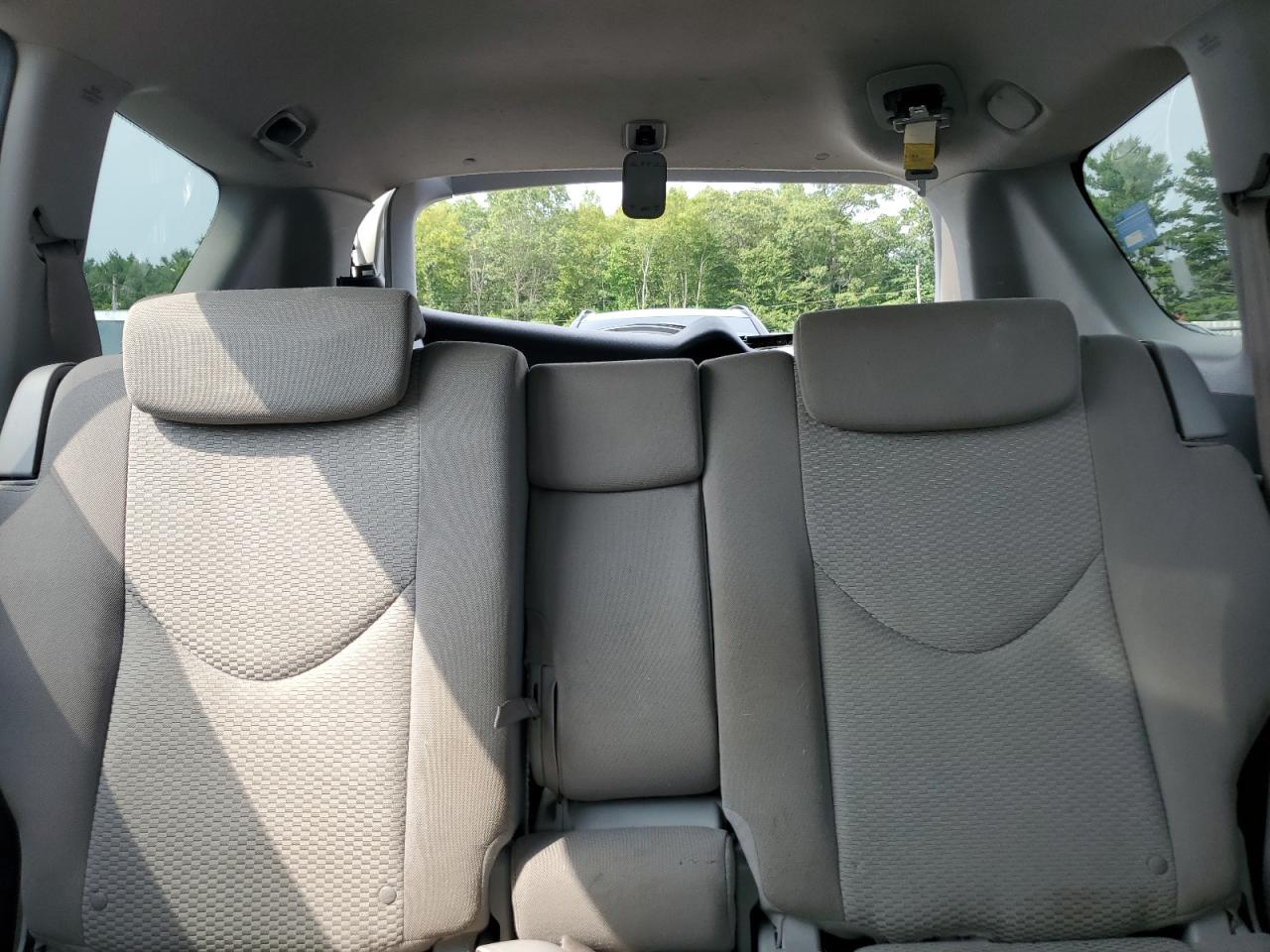 2007 Toyota Rav4 Limited VIN: JTMBD31V375087074 Lot: 67989215